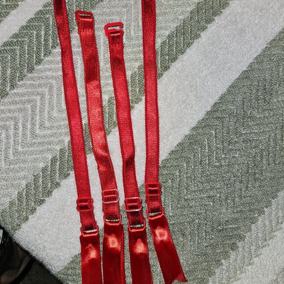 NEW Set of 4 RED Garter straps fro Corsets/Bustiers ect. - Picture 1 of 16